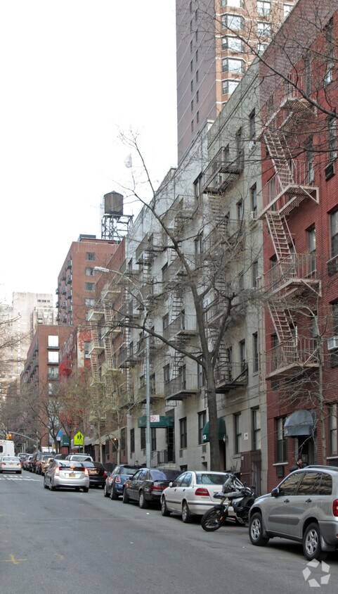 Foto del edificio - 207-213 E 89th St