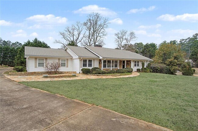 Foto del edificio - 1001 Wiley Bridge Rd