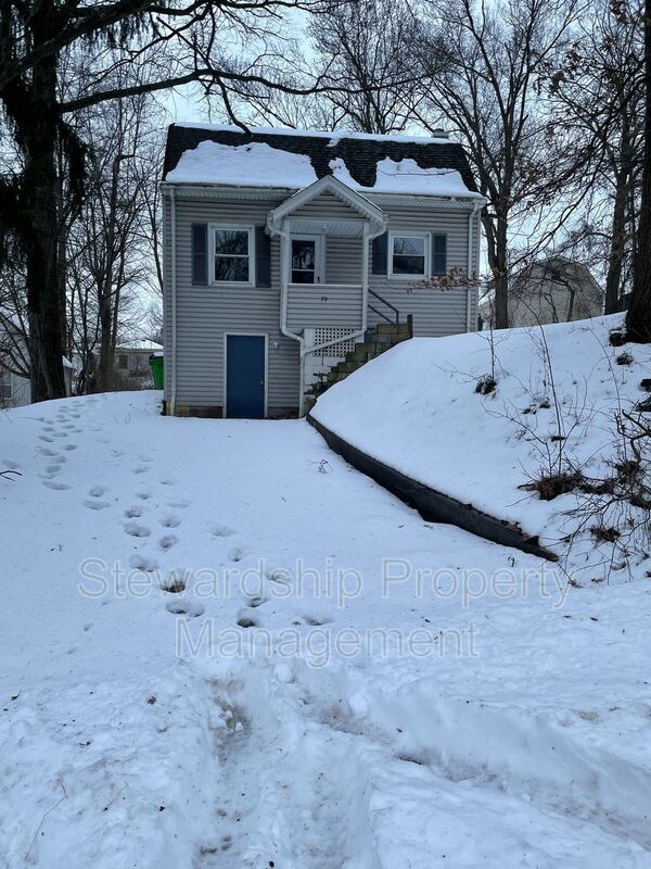 Primary Photo - 79 Walnut St
