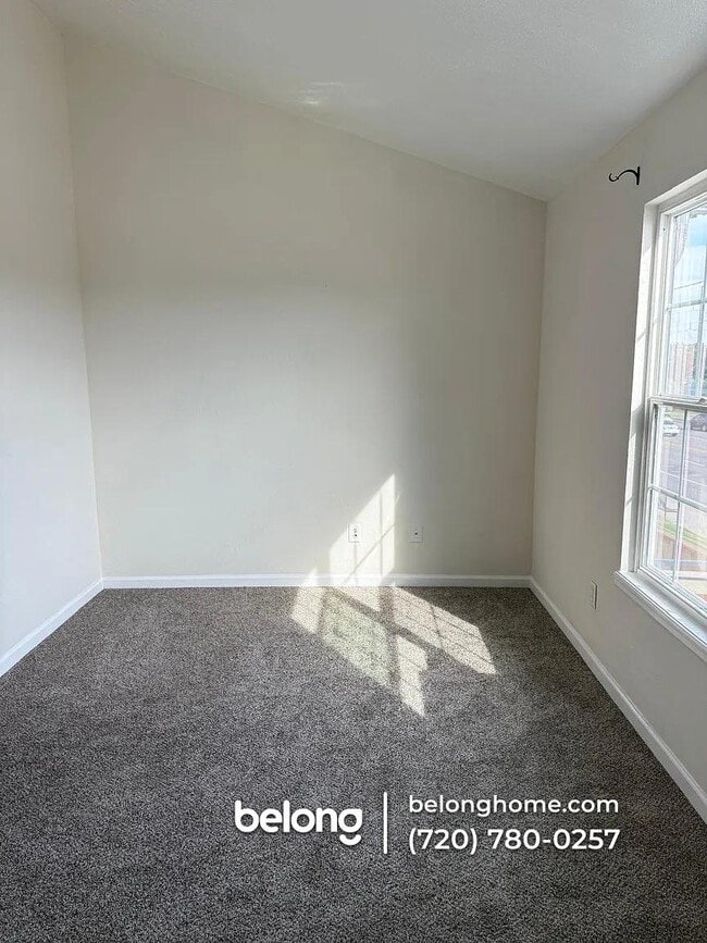 Foto del edificio - 17158 E Whitaker Dr