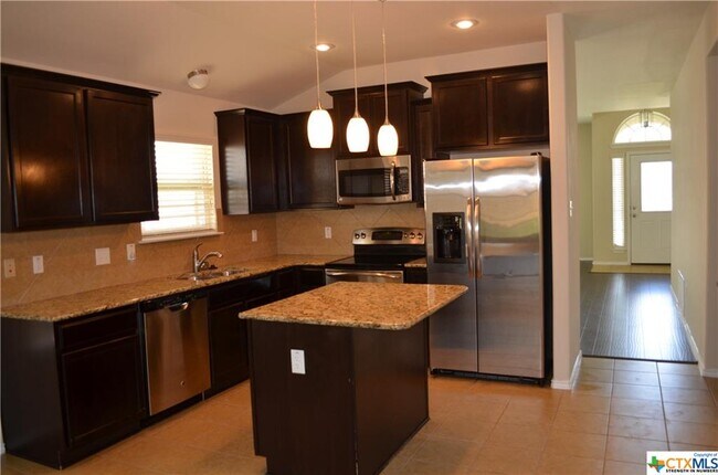 Building Photo - 9517 Rogano Court