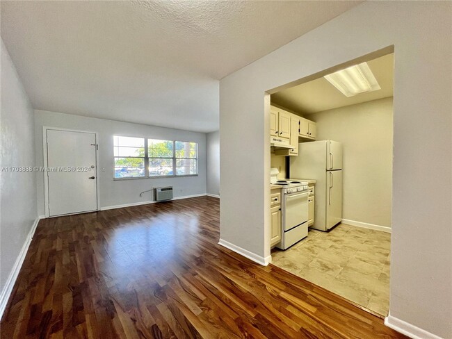 Foto del edificio - 13550 SW 6th Ct