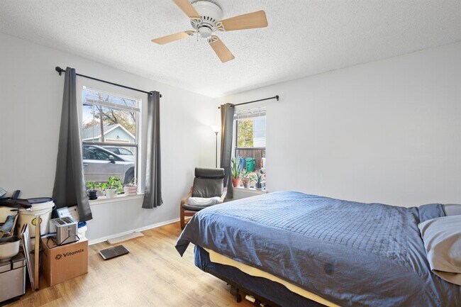 Foto del edificio - 3506 Speedway