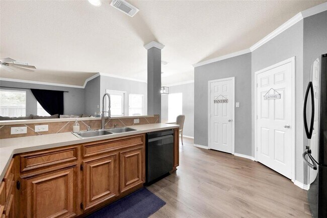 Building Photo - 1806 Katlyn Ln