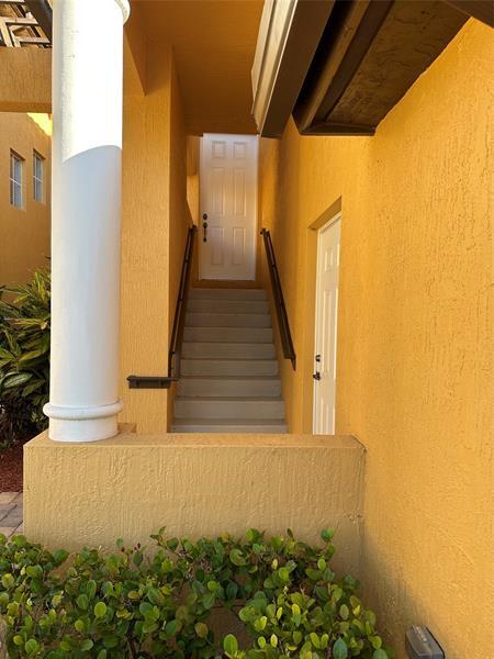 Foto del edificio - 12805 NW 83rd Ct
