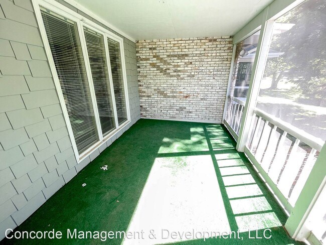 Building Photo - 4 br, 3 bath House - 7300 Old Post Rd., #5