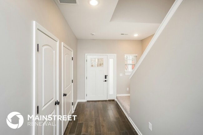Building Photo - 2095 Paddle Wheel Dr