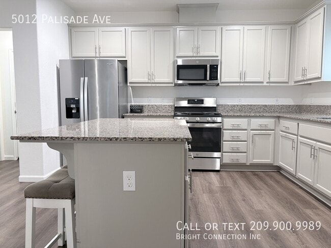 Building Photo - 5012 Palisade Ave
