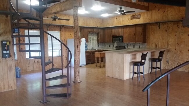 Foto del edificio - 727 Indian Mound Rd