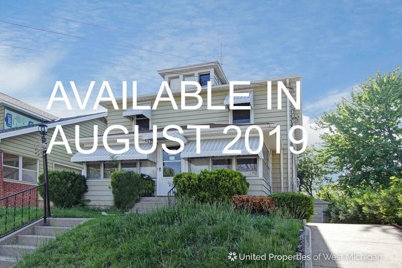 Foto principal - 476 Emerald Ave NE