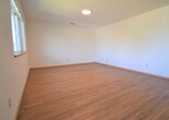 Foto principal - 3BD, 1BA Top Floor Unit