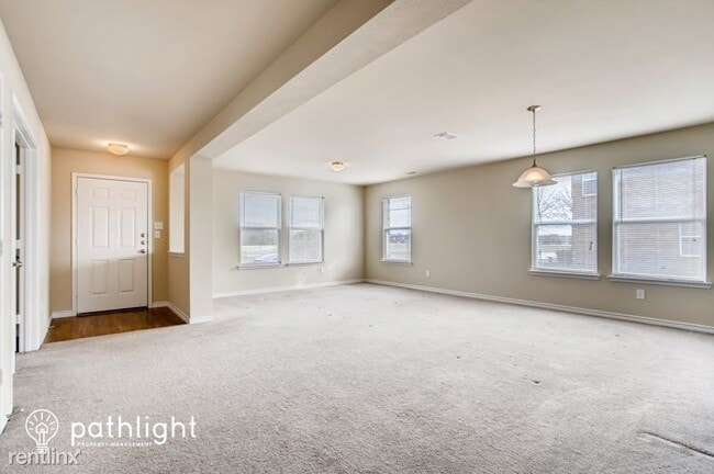 Building Photo - 5 br, 3 bath House - 3005 Helen Lane UNIT
