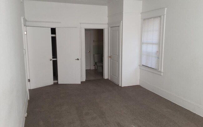 Foto del edificio - 33 E 18th St