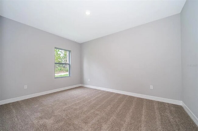 Building Photo - 5574 SW 128th Pl