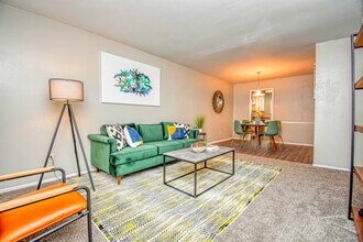 Building Photo - Arlo