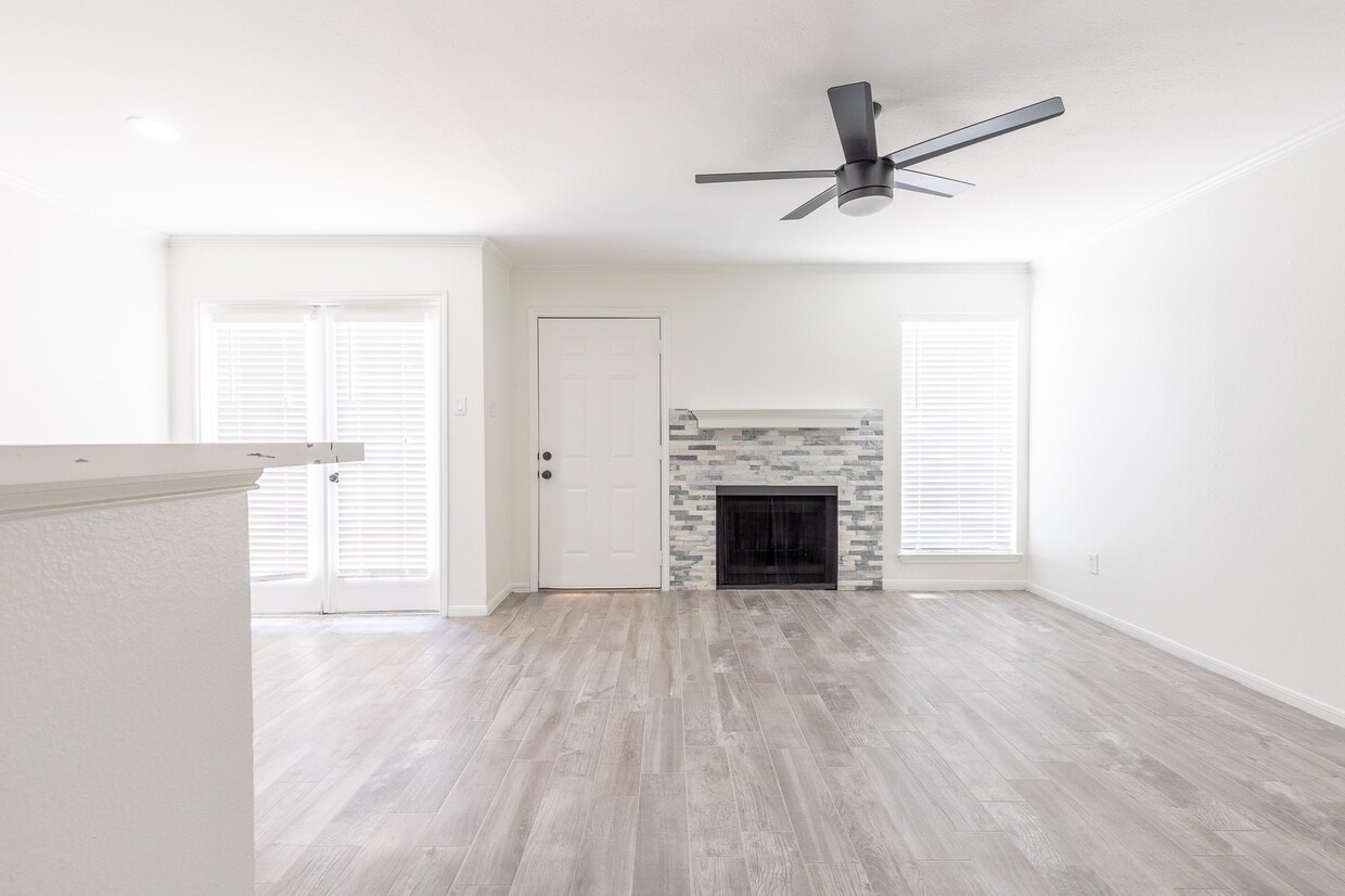 Primary Photo - 14600 Fonmeadow Dr