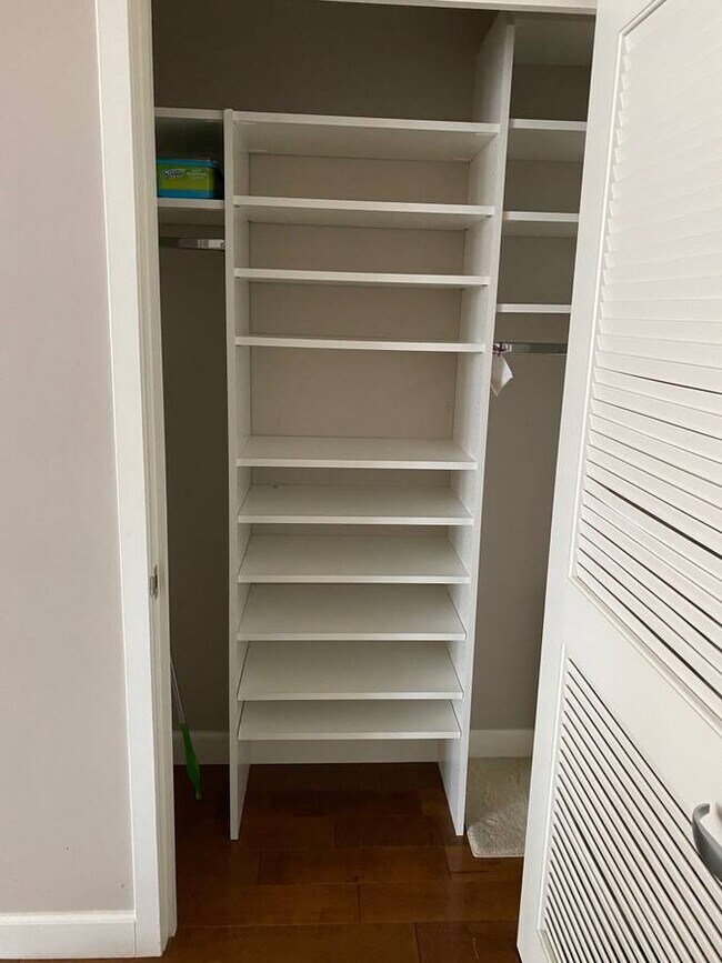Entryway closet - 250 King St