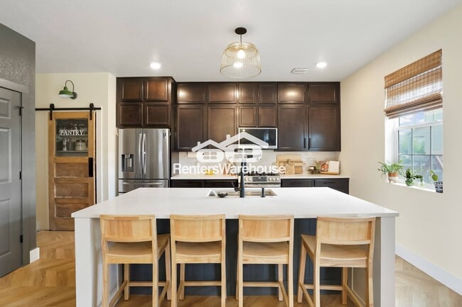 Building Photo - 6515 N Espana Ct