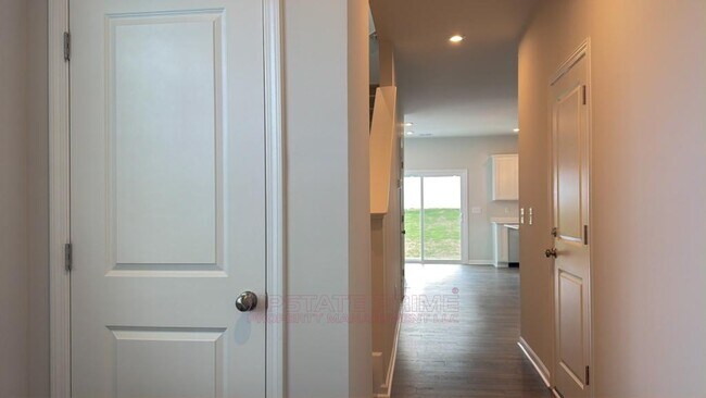 Foto del edificio - 165 Randwick Ln