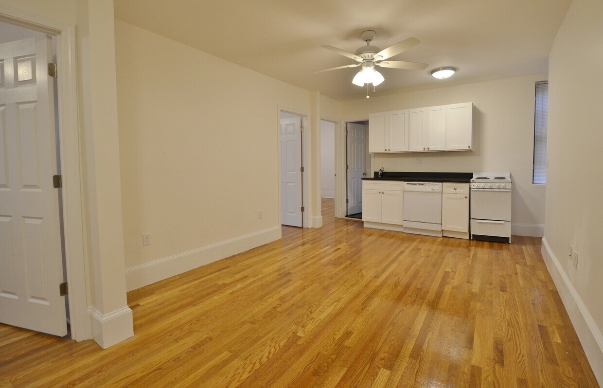 Foto principal - 54 Westland Ave