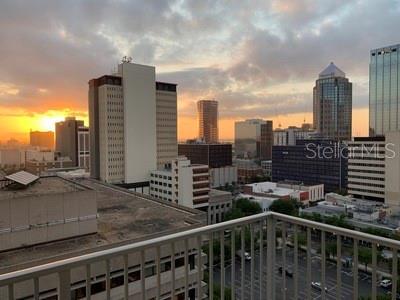 Foto del edificio - 777 N Ashley Dr