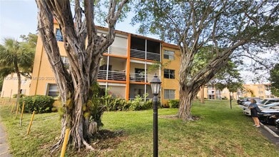 Building Photo - 4344 NW 9th Ave