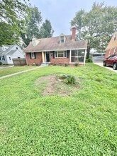 Building Photo - 6012 Mann Ave