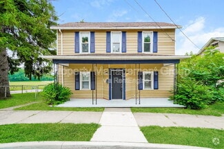 Building Photo - 848 E Chestnut St