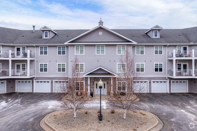 Building Photo - Glenderry Senior