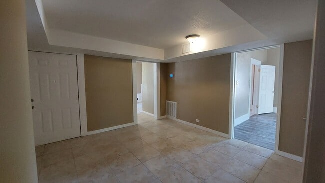 Foto del edificio - Dignowity 3 Bedroom with Central Air and W...