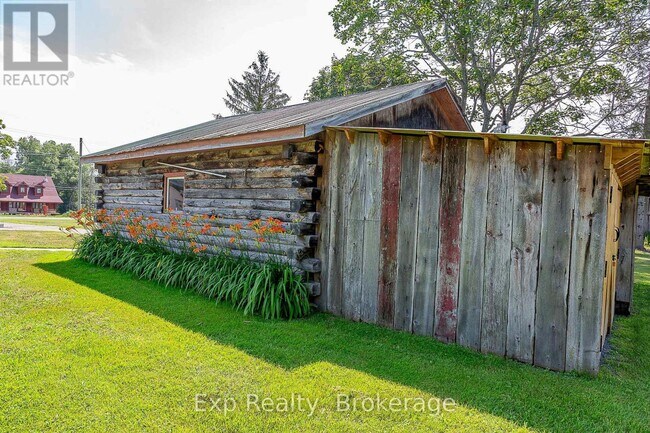 Building Photo - 94 Latta Dr