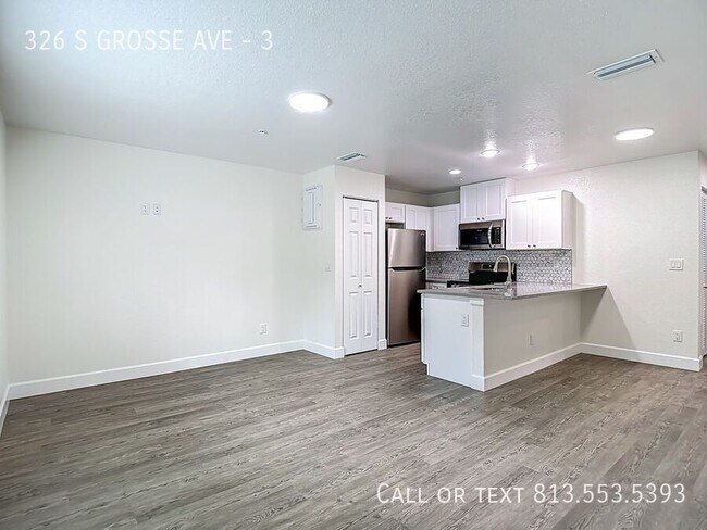 Building Photo - 326 S Grosse Ave