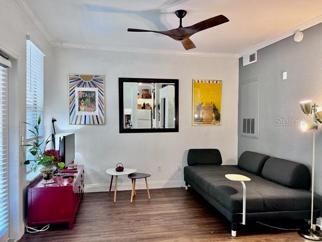 Foto del edificio - 860 N Orange Ave