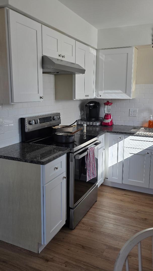 Building Photo - 20 Arrowhead Dr