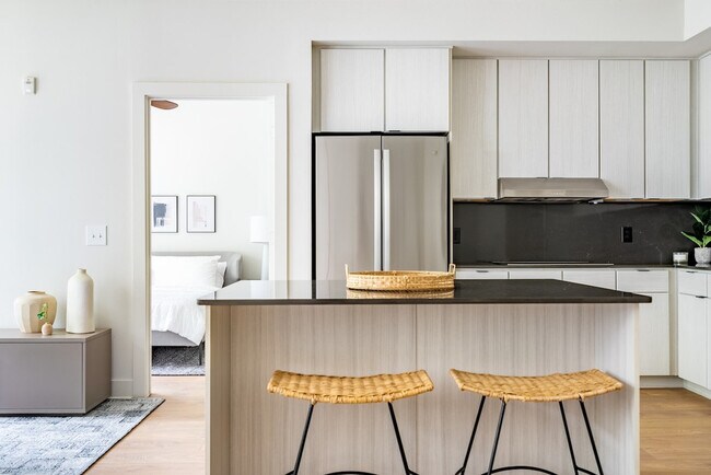 Foto del edificio - 2137 Pelham Dr