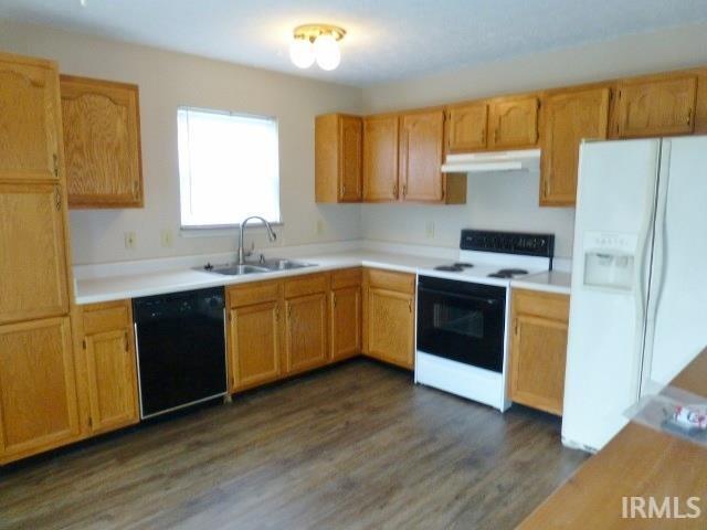 Foto del edificio - 1600 Lionheart Ln