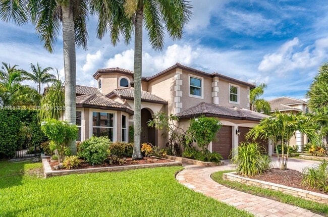 Building Photo - 3182 SW 189th Ave