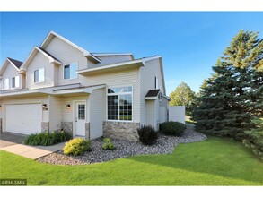 Building Photo - 17397 Glacier Wy