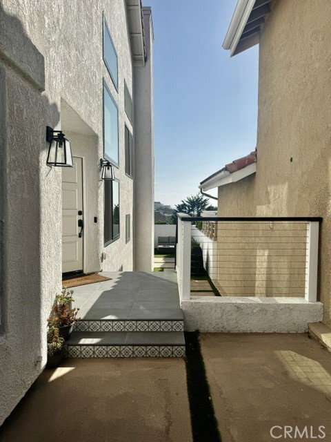 Building Photo - 55 Palm Beach Ct