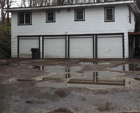 Building Photo - 204 Pekin Ave