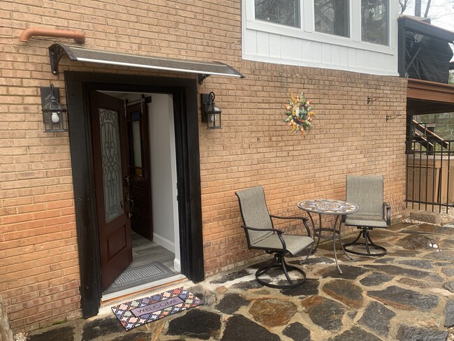Foto del edificio - 4407 Emory Ln