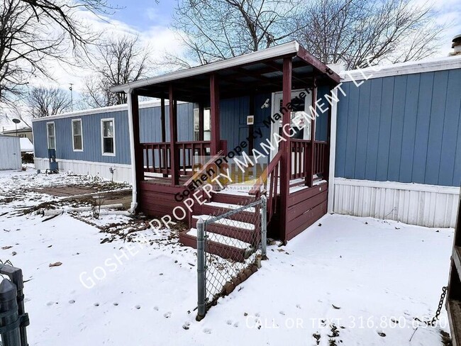 Foto del edificio - Remodeled Home with Fenced Yard