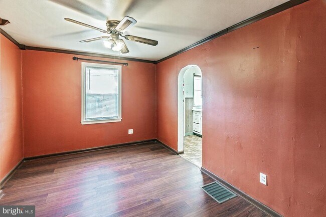 Foto del edificio - 3312 W 13th St