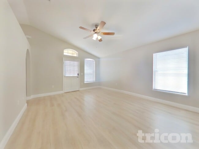 Building Photo - 3506 100th Ct E