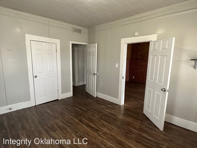 Foto del edificio - 3 br, 1 bath House - 1013 W Park PL