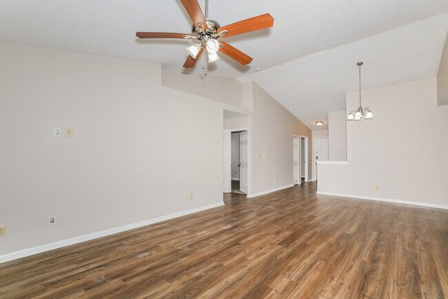 Foto del edificio - 11550 Ross Common Dr