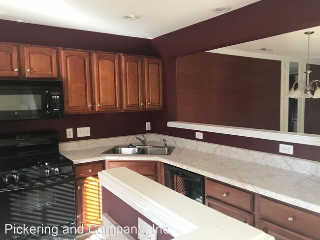 Foto del edificio - 2 br, 2.5 bath House - 119 Goldfinch Ave