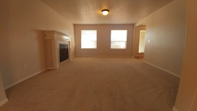 Foto del edificio - 14352 W Redwick Dr