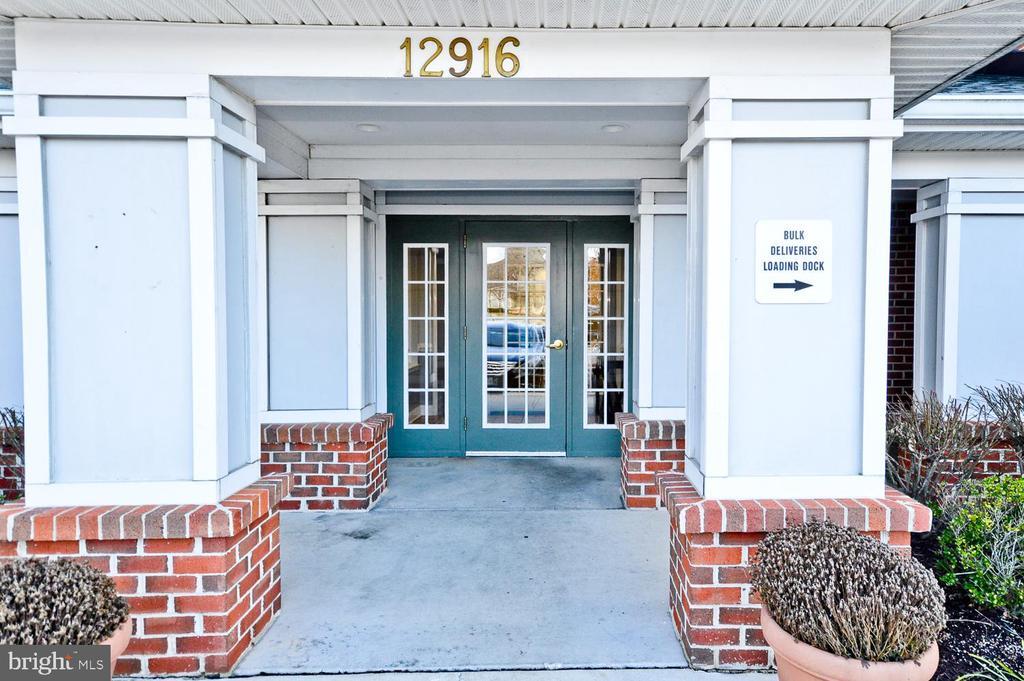 Primary Photo - 12916 Fox Bow Dr