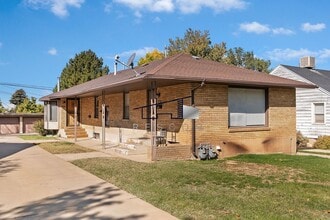 Building Photo - 3369 Quincy Ave
